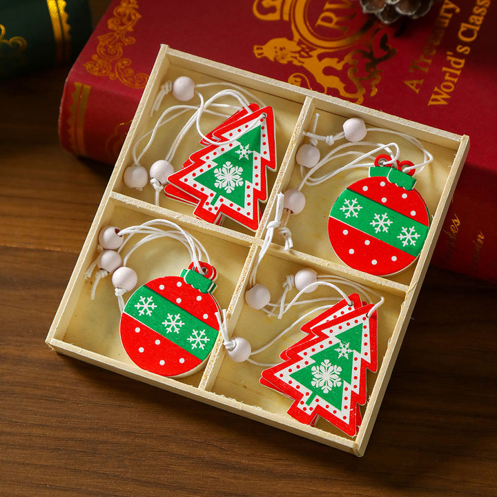 Festliche Baumförmige Ornamente Karnz