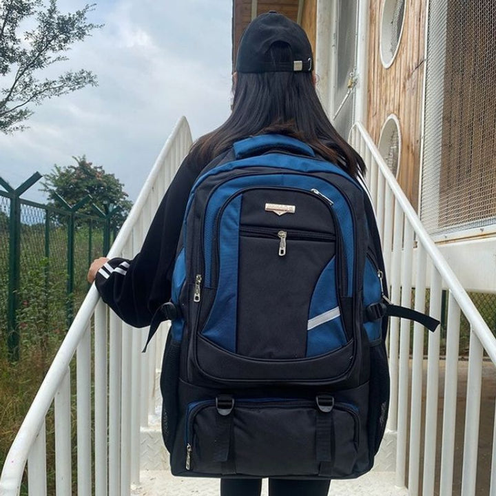 Geräumiger Multi-Compartment Rucksack Karnz