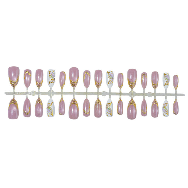 Elegantes Press-On Nagelkunst-Set mit goldenen Akzenten Karnz