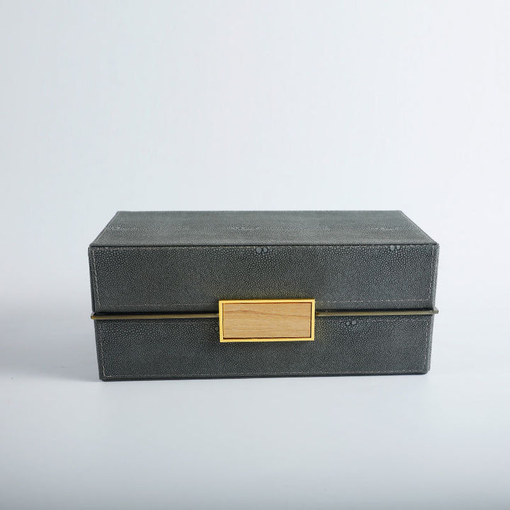 Dekorative Aufbewahrungsboxen mit stilvollem Webdetail