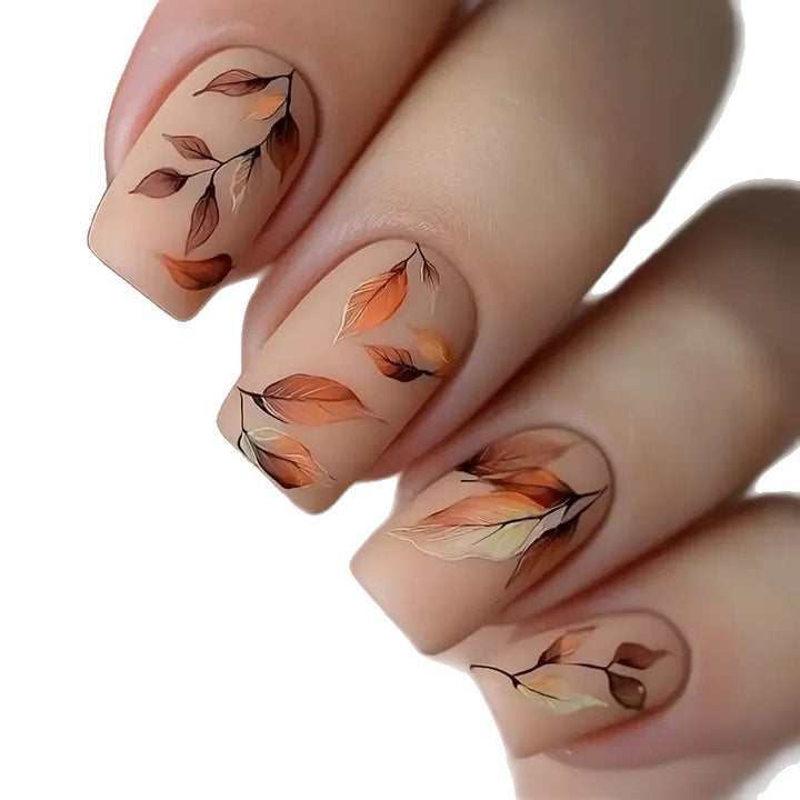 Herbst-inspirierte dekorative Nagelkunst Karnz