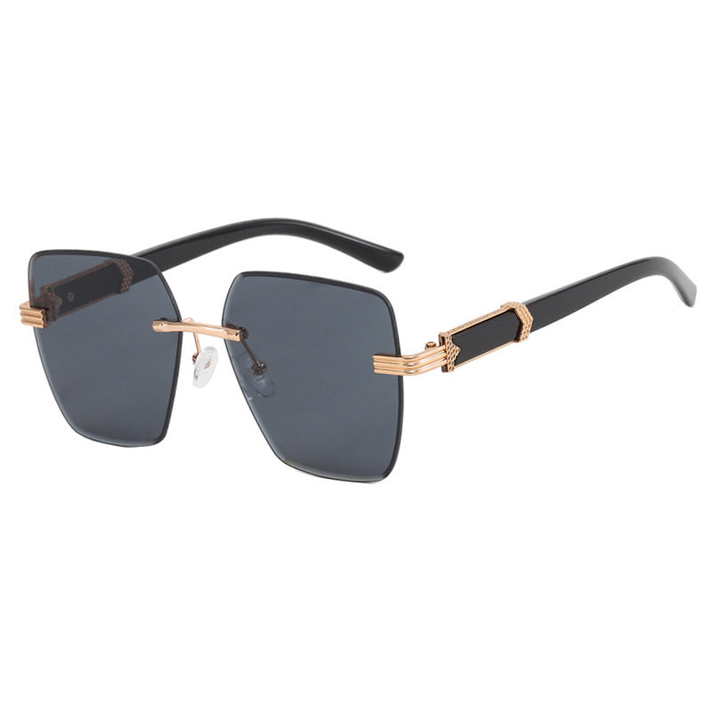 Damen modische quadratische Sonnenbrille mit glamourösen Akzenten und UV-Schutz Karnz