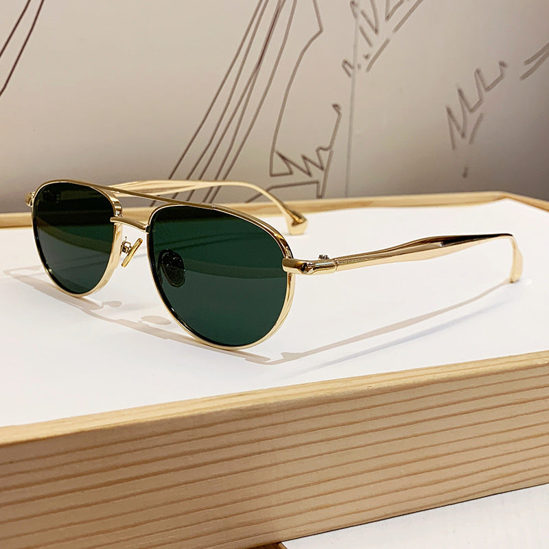 Damen modische Piloten-Sonnenbrille mit elegantem Goldrahmen Karnz