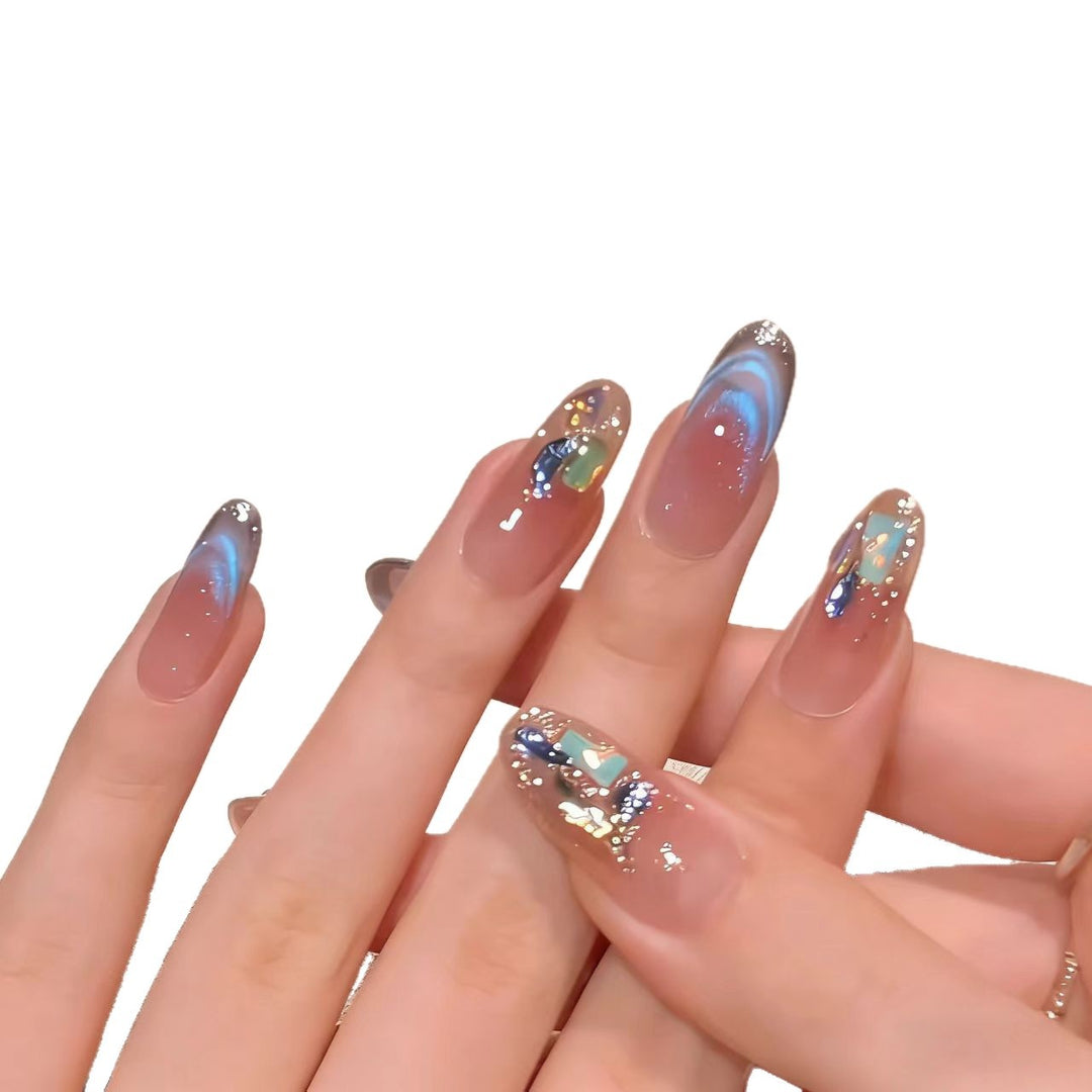Künstlerische Gel-Nagelverlängerungen