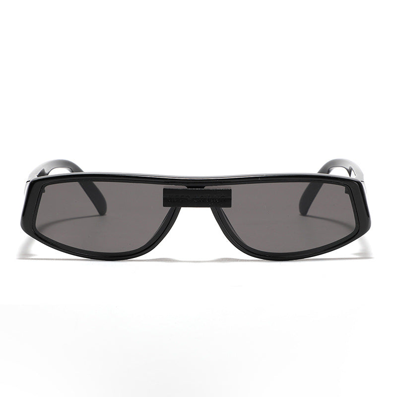 Damen futuristische Sonnenbrille im minimalistischen Design Karnz