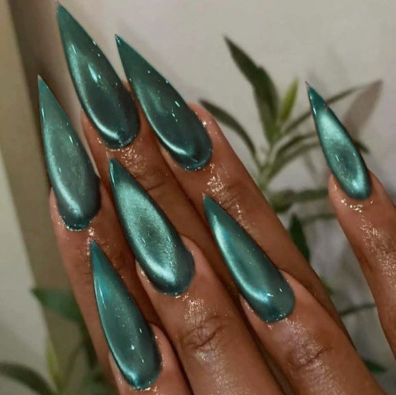 Gel-Nagel-Spitzen Karnz
