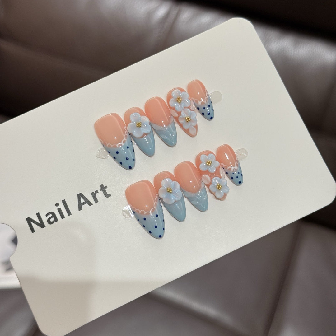 Floral Accent Press-On Nail Art Set