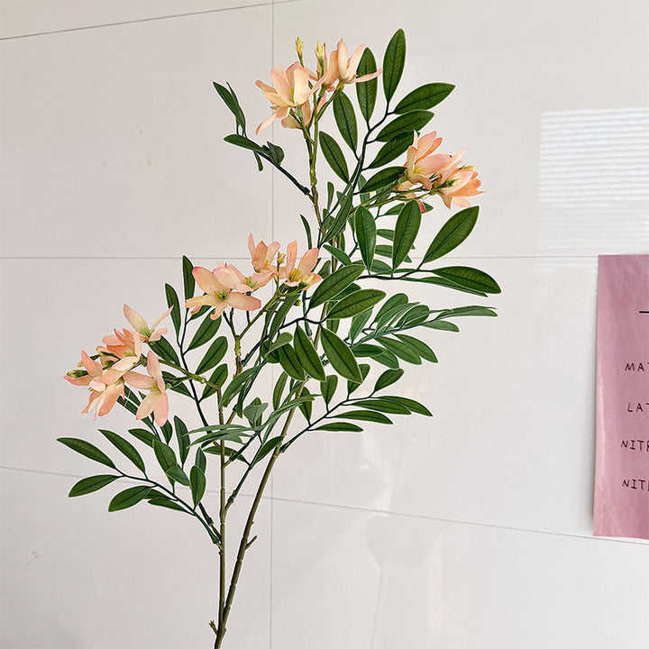Dekorativer Kunstblütenzweig mit zarten Blüten Karnz