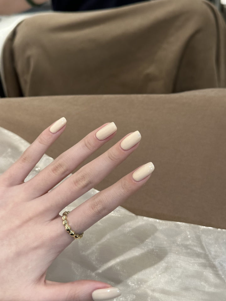 Elegantes Press-On-Nagel-Set mit glänzendem Finish