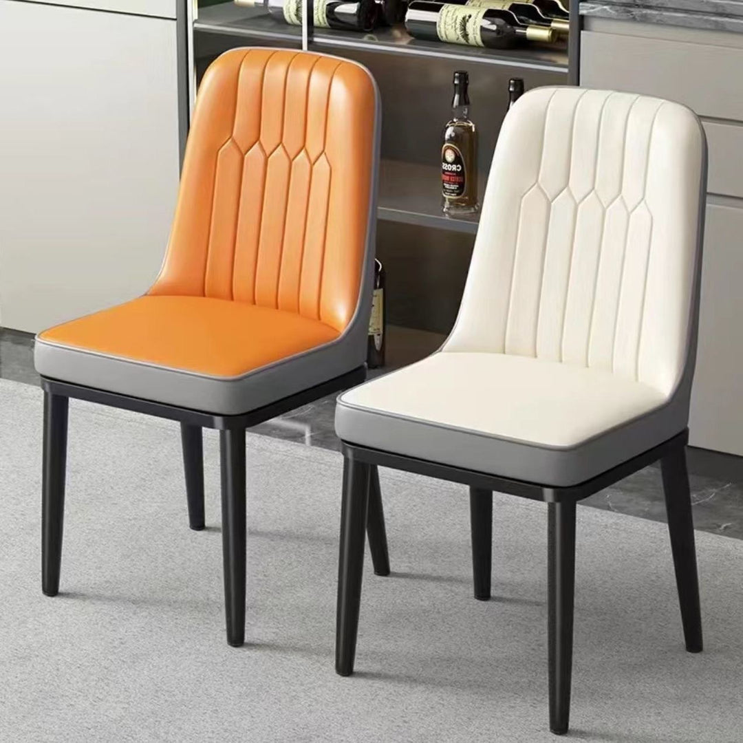 Designstuhl mit ergonomischer Polsterung Karnz