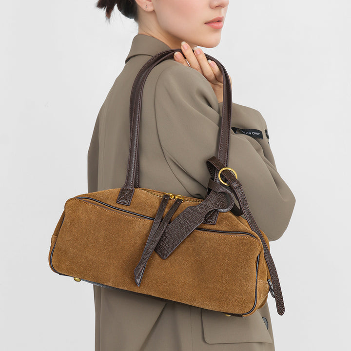 Kompakte rechteckige gepunktete Schultertasche mit Reißverschluss oben und abnehmbarem Schultergurt
