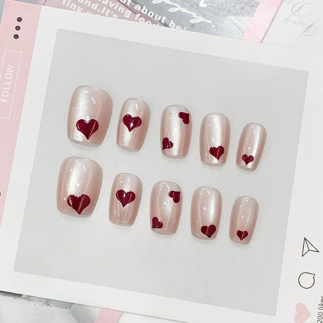 Künstliche Nagelspitzen mit Herzchen Design Karnz
