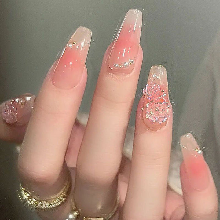 Dekoratives florales Press-On-Nagelkunst-Set Karnz