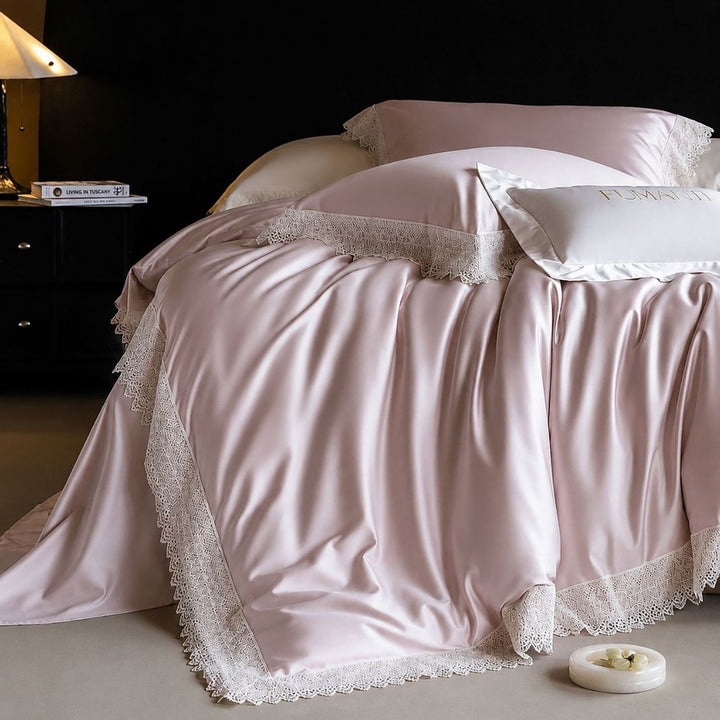 Luxuriöses Satin-Bettwäsche-Set mit feiner Spitzenbordüre