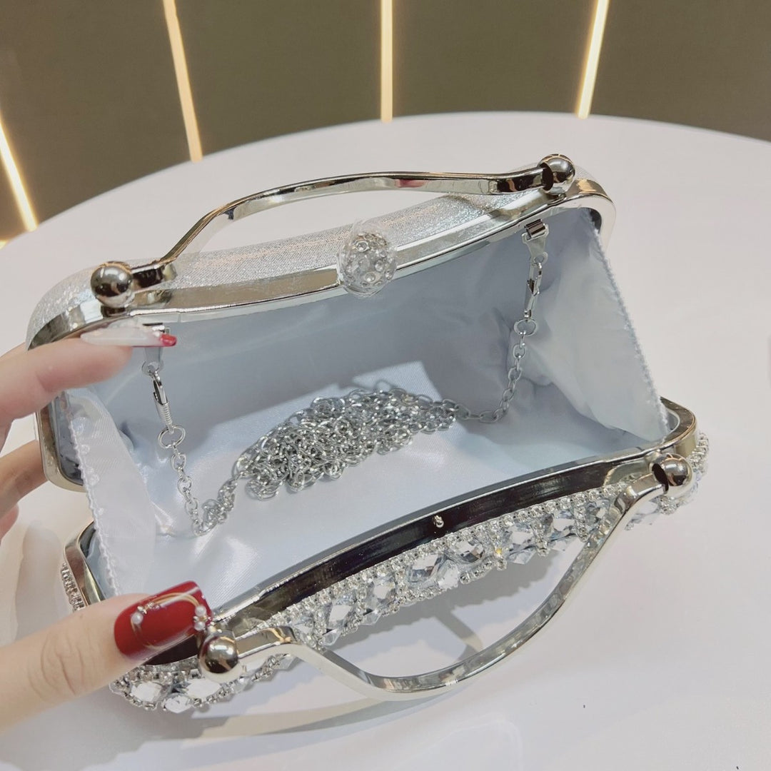 Kristallbesetzte Abend-Clutch
