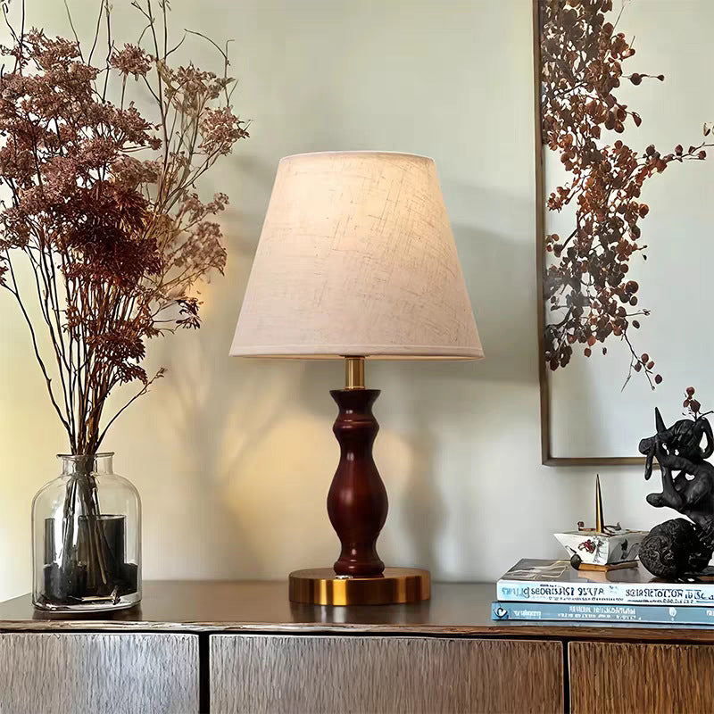 Elegante dekorative Tischlampe