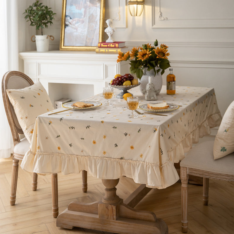 Blumenstickerei Tischdecke