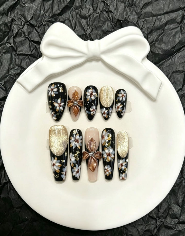 Florales Glam Nagelkunst Set