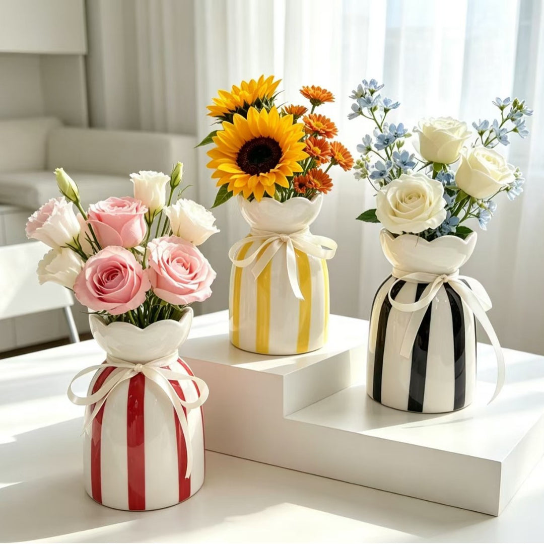 Elegante dekorative Blumenvasen Karnz