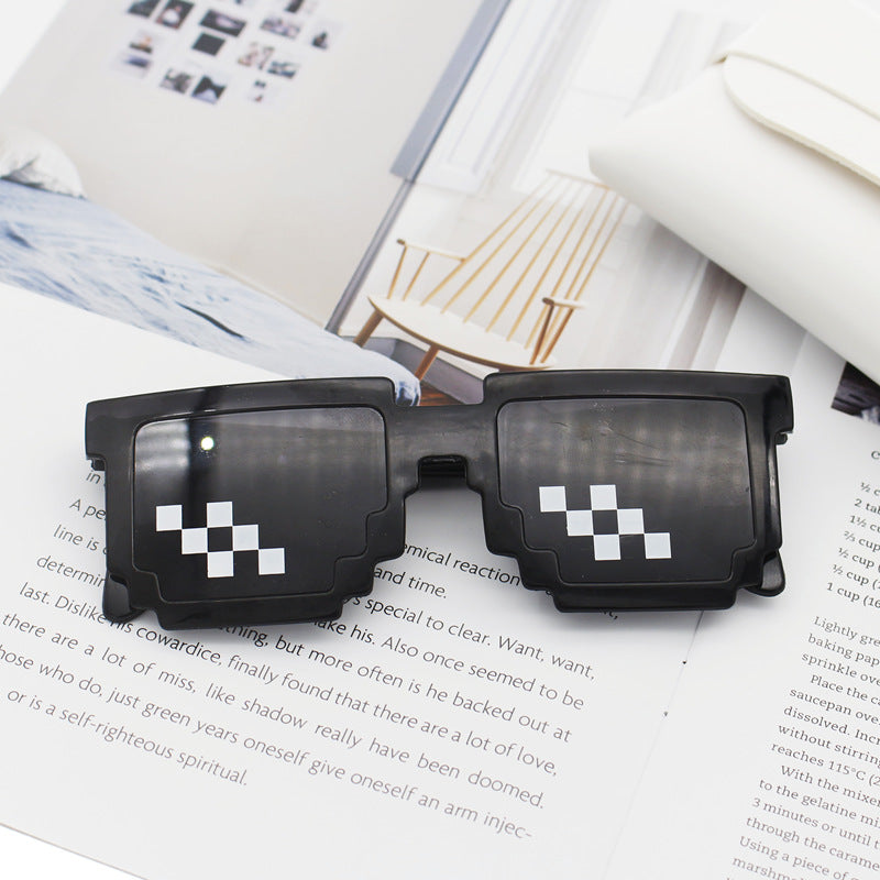 Damen Retro-Sonnenbrille im stylischen Pixel-Design Karnz