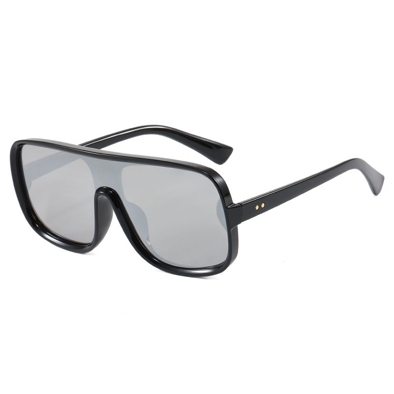 Damen modische Oversized-Sonnenbrille im futuristischen Design Karnz