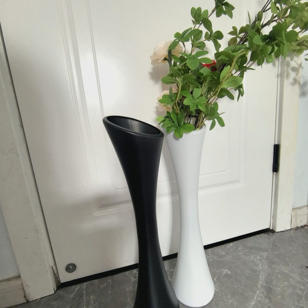 Zeitgenössische Skulpturvase Karnz