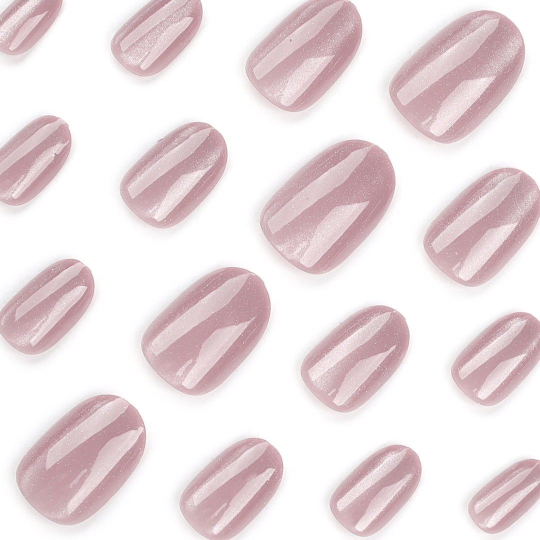 Nagelkunst mit Glitzer-Finish Karnz