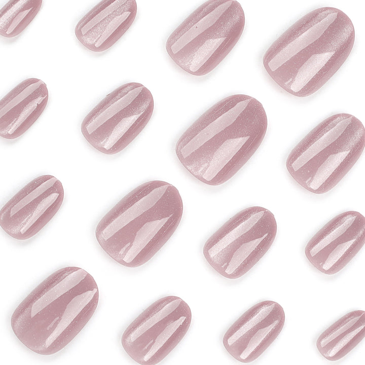 Nagelkunst mit Glitzer-Finish Karnz
