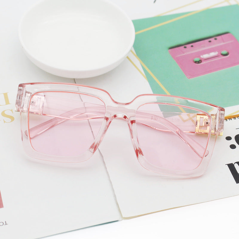 Damen modische quadratische Sonnenbrille mit hochwertiger UV-Schutztechnologie Karnz