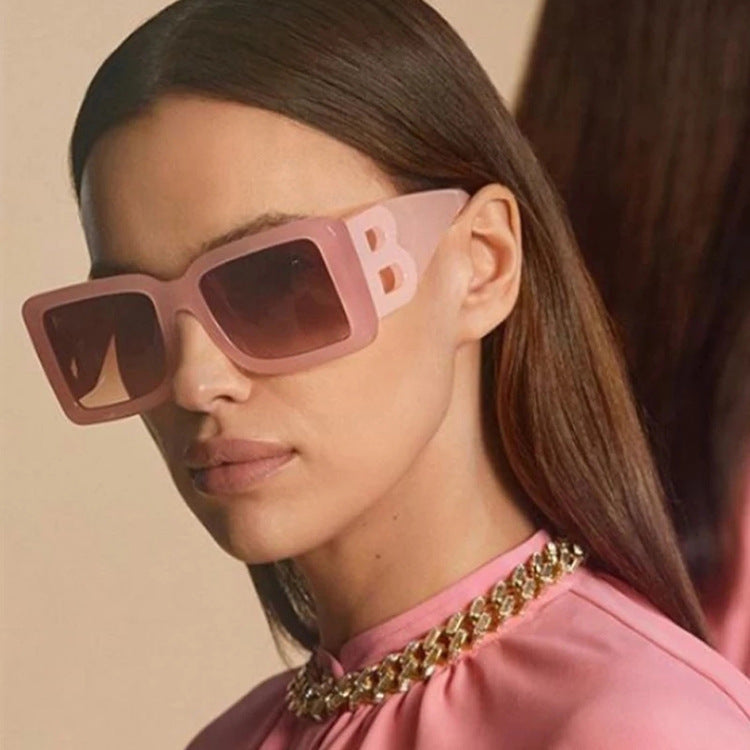Damen modische Sonnenbrille im trendigen Leopardendesign Karnz