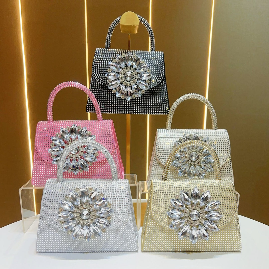 Glamouröse mit Strass besetzte Abend-Handtasche