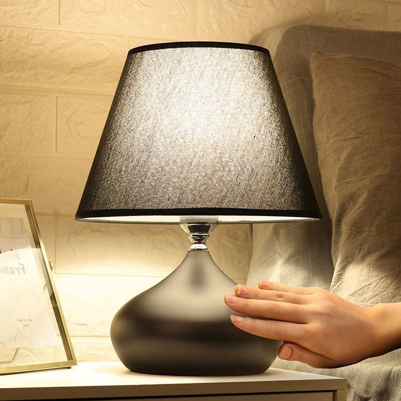 Heimdekorative Tischlampe