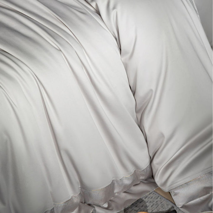 Hotel-Grade Seidiger Satin Bettdeckenset mit verstecktem Verschluss & Eckenbindungen