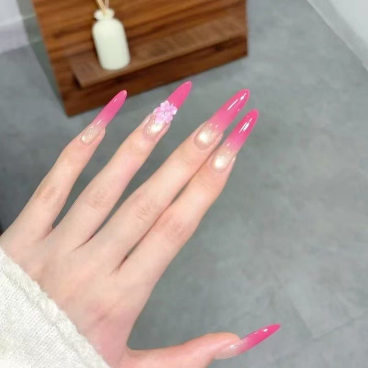 Elegante Stiletto-Nagelerweiterungen