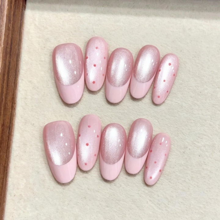 Glamouröse Gel-Nagelkunstverlängerungen Karnz