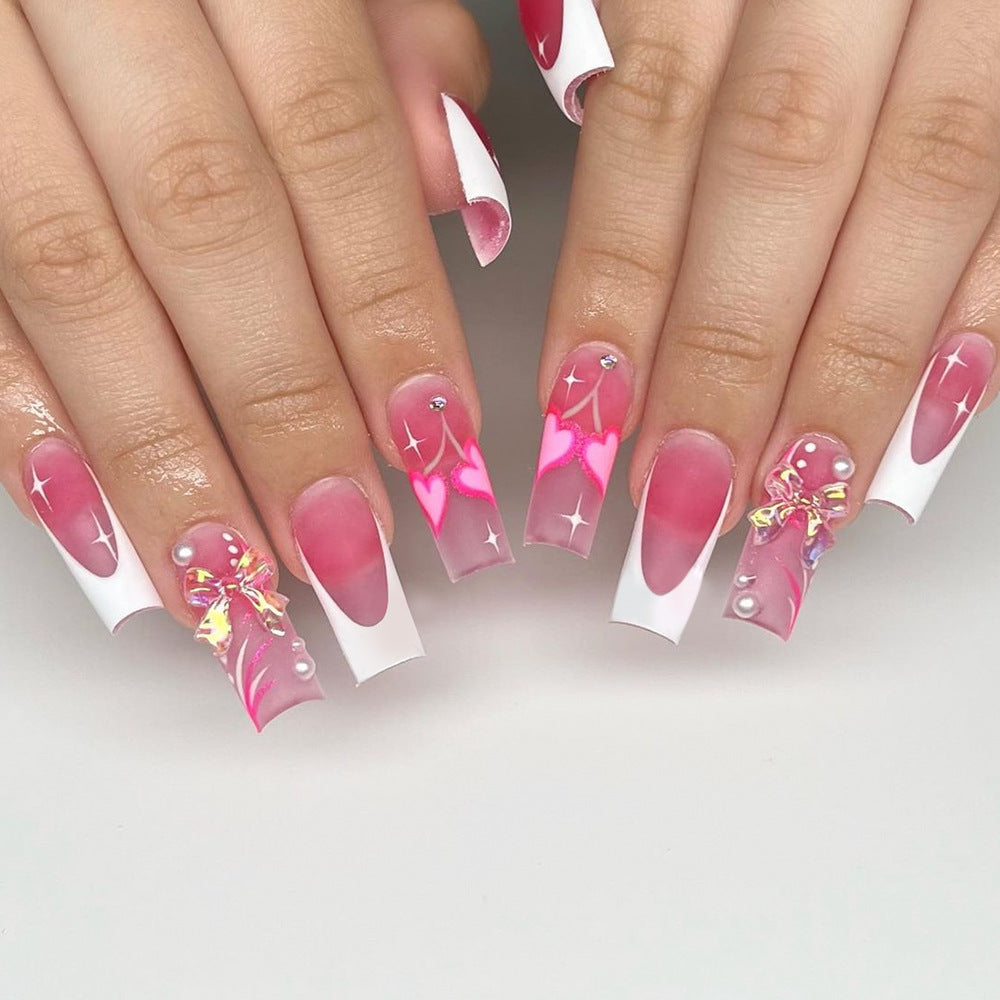Kreative 3D Herz-Design Nagelkunst Erweiterungen Karnz