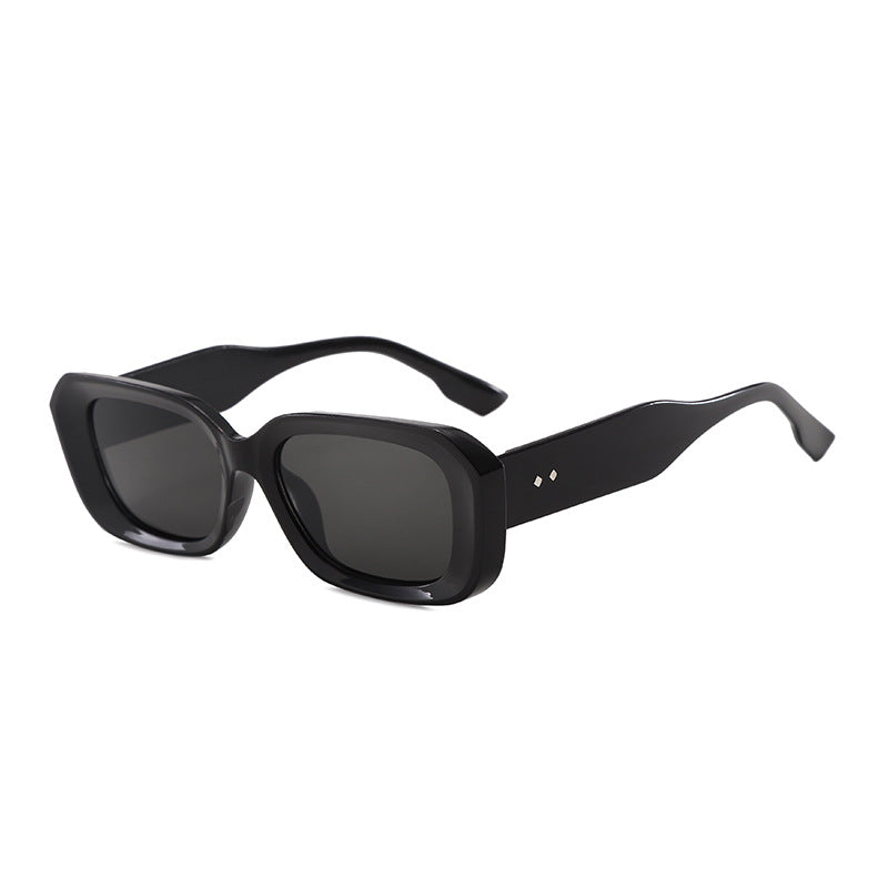 Damen Modische Oversized-Sonnenbrille mit hochwertigem Kunststoffrahmen Karnz