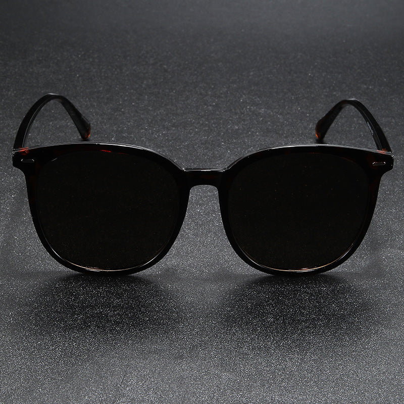 Damen modische Sonnenbrille im einzigartigen Design mit UV-Schutz Karnz
