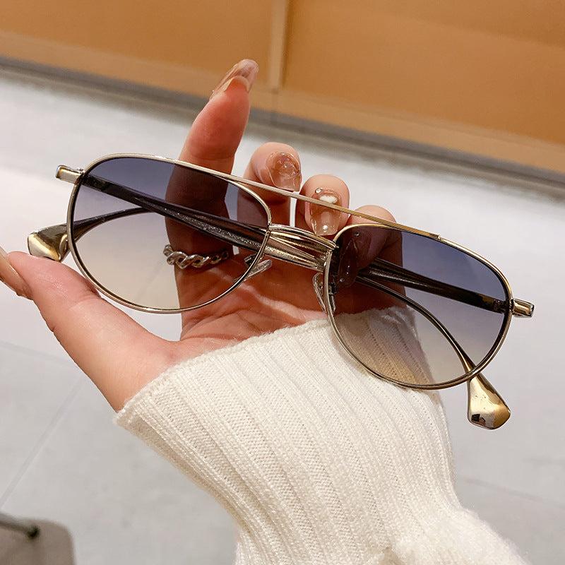 Damen modische Piloten-Sonnenbrille mit elegantem Goldrahmen Karnz