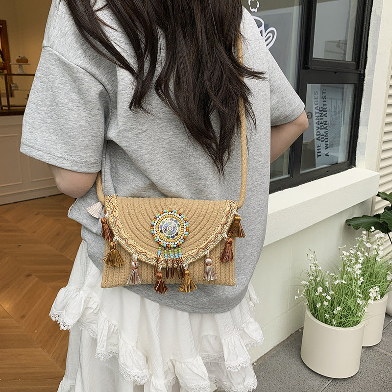 Bohemian-inspiriertes handgefertigtes Perlen-Clutch Karnz