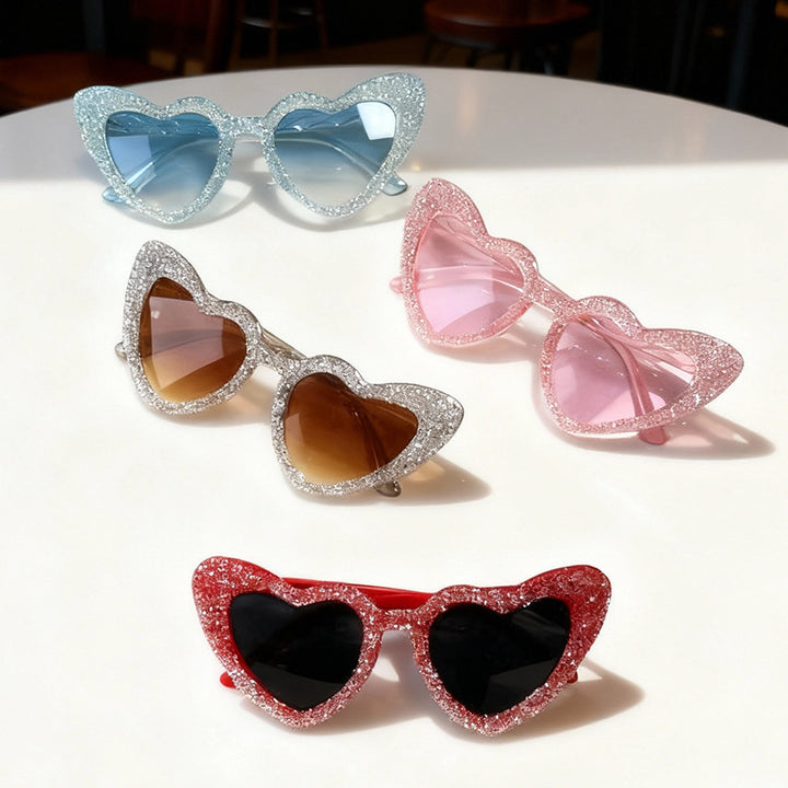 Funkelnde herzförmige Sonnenbrille Karnz