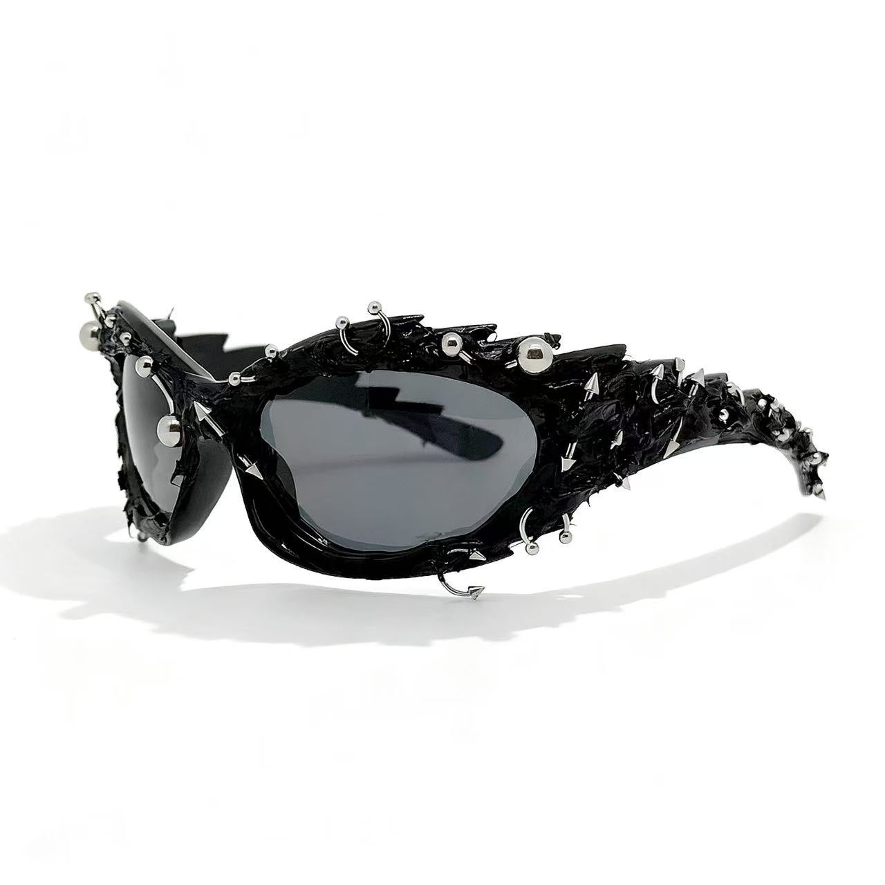 Damen extravagante Designer-Sonnenbrille mit auffälligem Schmuckrahmen Karnz