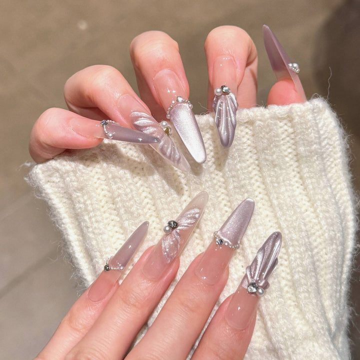 Glamorous Press-On Nail Art Set Karnz