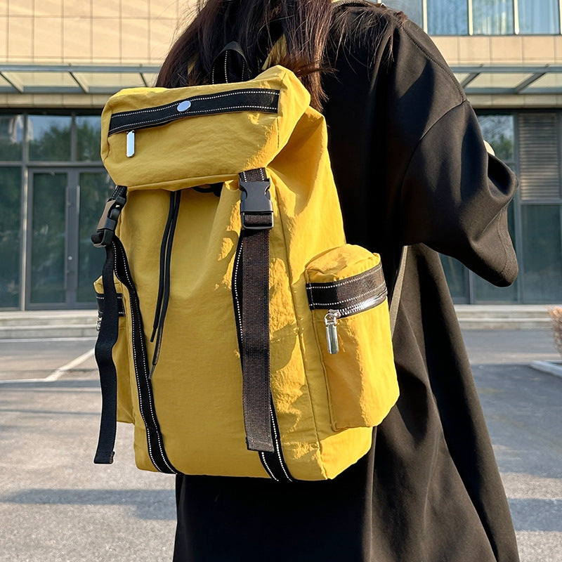 Vielseitiger Multi-Taschen Rucksack Karnz