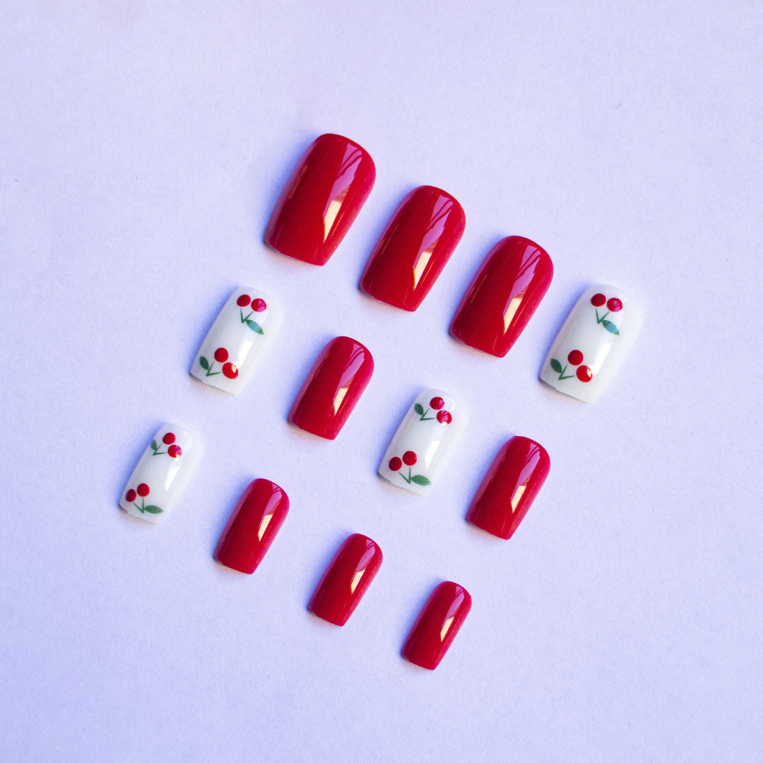 Künstlerisches Nageldesign