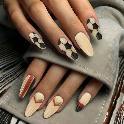 Kreative Fußball Nagelkunst Karnz
