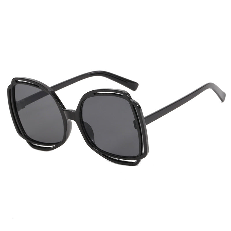 Damen oversized Sonnenbrille im modischen Retro-Design Karnz