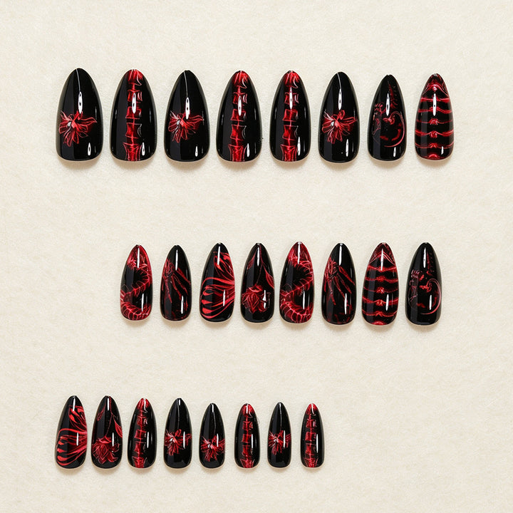 Gothic-inspirierte Nail Art Tipps Karnz