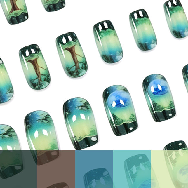 Künstlerisch von der Natur inspirierte Nagelkunsterweiterungen Karnz