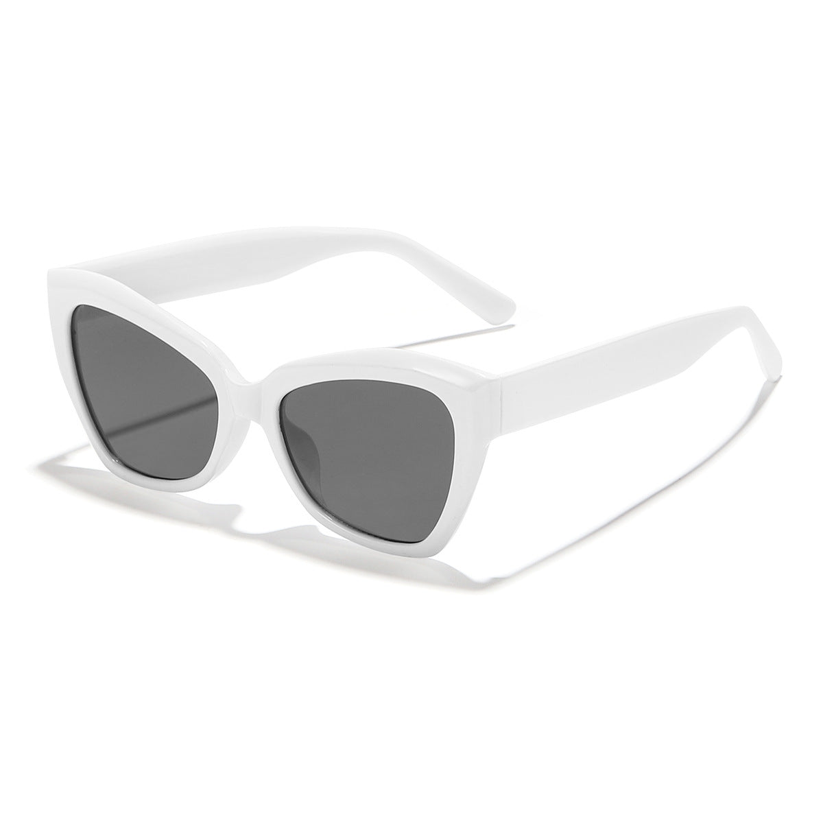 Damen Cat-Eye Sonnenbrille mit stilvollem transparentem Rahmen Karnz